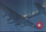 Standbild 8 Air Force B-17 Bomber Vereinigtes Königreich, 1943, aus Sekunde 36 historischem Filmmaterial Videoclip 65675061360