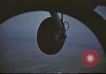 Immagine di B-17 touch and go sbarco Regno Unito, 1943, secondo 10 filmato di repertorio 65675061370