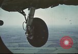 Immagine di B-17 touch and go sbarco Regno Unito, 1943, secondo 26 filmato di repertorio 65675061370