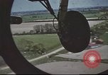 Immagine di B-17 touch and go sbarco Regno Unito, 1943, secondo 42 filmato di repertorio 65675061370