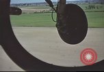 Immagine di B-17 touch and go sbarco Regno Unito, 1943, secondo 47 filmato di repertorio 65675061370