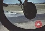 Immagine di B-17 touch and go sbarco Regno Unito, 1943, secondo 53 filmato di repertorio 65675061370