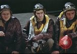 Standbild B-17 Flying Fortress Team Vereinigtes Königreich, 1943, aus Sekunde 17 historischem Filmmaterial Videoclip 65675061373