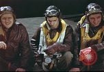 Standbild B-17 Flying Fortress Team Vereinigtes Königreich, 1943, aus Sekunde 23 historischem Filmmaterial Videoclip 65675061373