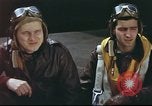Standbild B-17 Flying Fortress Team Vereinigtes Königreich, 1943, aus Sekunde 33 historischem Filmmaterial Videoclip 65675061373