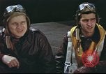 Standbild B-17 Flying Fortress Team Vereinigtes Königreich, 1943, aus Sekunde 35 historischem Filmmaterial Videoclip 65675061373