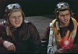Standbild B-17 Flying Fortress Team Vereinigtes Königreich, 1943, aus Sekunde 36 historischem Filmmaterial Videoclip 65675061373