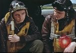 Standbild B-17 Flying Fortress Team Vereinigtes Königreich, 1943, aus Sekunde 42 historischem Filmmaterial Videoclip 65675061373