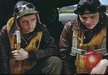 Standbild B-17 Flying Fortress Team Vereinigtes Königreich, 1943, aus Sekunde 48 historischem Filmmaterial Videoclip 65675061373