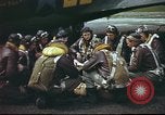Standbild B-17 Flying Fortress Team Vereinigtes Königreich, 1943, aus Sekunde 50 historischem Filmmaterial Videoclip 65675061373
