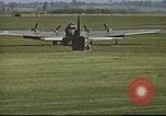 Immagine di B-17 Flying Fortress bomber equipaggio Regno Unito, 1943, secondo 44 filmato di repertorio 65675061387