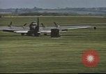 Immagine di B-17 Flying Fortress bomber equipaggio Regno Unito, 1943, secondo 46 filmato di repertorio 65675061387