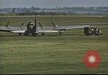 Immagine di B-17 Flying Fortress bomber equipaggio Regno Unito, 1943, secondo 50 filmato di repertorio 65675061387