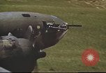 Immagine di B-17 Flying Fortress bomber equipaggio Regno Unito, 1943, secondo 56 filmato di repertorio 65675061387