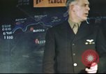 Standbild B-17 Mission Briefing Vereinigtes Königreich, 1943, aus Sekunde 59 historischem Filmmaterial Videoclip 65675061391