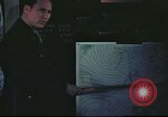 Standbild B-17 Mission Briefing Vereinigtes Königreich, 1943, aus Sekunde 40 historischem Filmmaterial Videoclip 65675061392