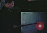 Standbild B-17 Mission Briefing Vereinigtes Königreich, 1943, aus Sekunde 47 historischem Filmmaterial Videoclip 65675061392