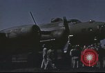 Image B-17 Flying Fortress bomber Royaume-Uni, 1943, de la seconde 40 séquences d'archives historiques vidéo 65675061401