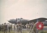 Image blessés sur B-17 Royaume-Uni, 1943, de la seconde 5 séquences d'archives historiques vidéo 65675061406