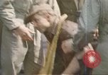 Image blessés sur B-17 Royaume-Uni, 1943, de la seconde 24 séquences d'archives historiques vidéo 65675061406