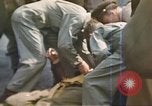 Image blessés sur B-17 Royaume-Uni, 1943, de la seconde 29 séquences d'archives historiques vidéo 65675061406