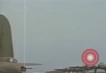 Immagine di B-17s taxi per il decollo Regno Unito, 1943, secondo 26 filmato di repertorio 65675061410