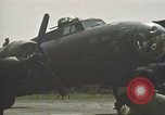 Immagine di B-17 Flying Fortress bombardieri Inghilterra, 1943, secondo 21 filmato di repertorio 65675061411