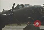 Immagine di B-17 Flying Fortress bombardieri Inghilterra, 1943, secondo 22 filmato di repertorio 65675061411