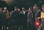Immagine di B-17 Flying Fortress bomber equipaggio Regno Unito, 1943, secondo 12 filmato di repertorio 65675061414