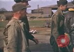 Immagine di B-17 Flying Fortress bomber equipaggio Regno Unito, 1943, secondo 24 filmato di repertorio 65675061414