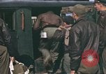 Immagine di B-17 Flying Fortress bomber equipaggio Regno Unito, 1943, secondo 33 filmato di repertorio 65675061414