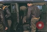 Immagine di B-17 Flying Fortress bomber equipaggio Regno Unito, 1943, secondo 39 filmato di repertorio 65675061414