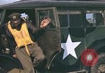 Immagine di B-17 Flying Fortress bomber equipaggio Regno Unito, 1943, secondo 51 filmato di repertorio 65675061414