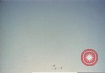Standbild B-17 Flying Fortress Bomber Europa, 1943, aus Sekunde 4 historischem Filmmaterial Videoclip 65675061415