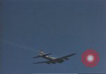 Standbild B-17 Flying Fortress Bomber Europa, 1943, aus Sekunde 23 historischem Filmmaterial Videoclip 65675061415
