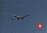 Standbild B-17 Flying Fortress Bomber Europa, 1943, aus Sekunde 31 historischem Filmmaterial Videoclip 65675061415