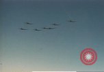 Standbild B-17 Flying Fortress Bomber Europa, 1943, aus Sekunde 51 historischem Filmmaterial Videoclip 65675061415