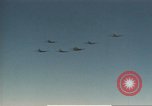 Standbild B-17 Flying Fortress Bomber Europa, 1943, aus Sekunde 62 historischem Filmmaterial Videoclip 65675061415