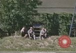 Standbild B-17 Flying Fortress Bomber Vereinigtes Königreich, 1943, aus Sekunde 15 historischem Filmmaterial Videoclip 65675061416
