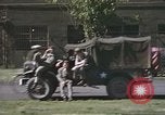 Standbild B-17 Flying Fortress Bomber Vereinigtes Königreich, 1943, aus Sekunde 38 historischem Filmmaterial Videoclip 65675061416