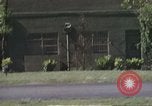 Standbild B-17 Flying Fortress Bomber Vereinigtes Königreich, 1943, aus Sekunde 40 historischem Filmmaterial Videoclip 65675061416