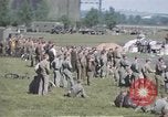 Standbild B-17 Flying Fortress Bomber Vereinigtes Königreich, 1943, aus Sekunde 48 historischem Filmmaterial Videoclip 65675061416