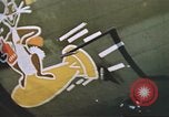 Standbild Flak-beschädigte B-17 Flying Festungen Vereinigtes Königreich, 1943, aus Sekunde 10 historischem Filmmaterial Videoclip 65675061418