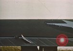 Standbild Flak-beschädigte B-17 Flying Festungen Vereinigtes Königreich, 1943, aus Sekunde 38 historischem Filmmaterial Videoclip 65675061418