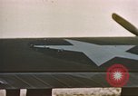 Standbild Flak-beschädigte B-17 Flying Festungen Vereinigtes Königreich, 1943, aus Sekunde 43 historischem Filmmaterial Videoclip 65675061418