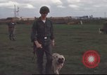 Standbild 377 Air Polizei Security Squadron Vietnam, 1966, aus Sekunde 20 historischem Filmmaterial Videoclip 65675061424