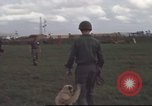 Standbild 377 Air Polizei Security Squadron Vietnam, 1966, aus Sekunde 23 historischem Filmmaterial Videoclip 65675061424