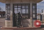 Image 377e Escadron de Police de Sécurité aérienne Vietnam, 1966, de la seconde 51 séquences d'archives historiques vidéo 65675061425