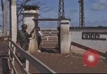 Standbild Militärpolizei Vietnam, 1966, aus Sekunde 53 historischem Filmmaterial Videoclip 65675061426