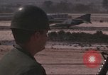 Standbild 12 Luft Polizei Security Squadron Vietnam, 1966, aus Sekunde 56 historischem Filmmaterial Videoclip 65675061430